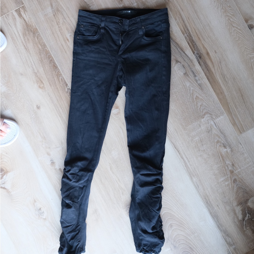 Black Mid Rise Skinny Ankle size 24 Joes Jeans